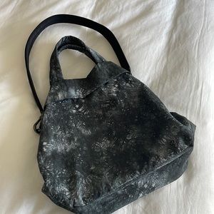 Lululemon On My Level Bag